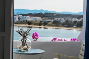 Beachfront Luxury Bocamviglies - Naoussa Cycladic Haven